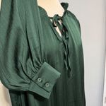 BLOOMCHIC Women Dark Green Textured Tie Neck Long Sleeve Peasant Blouse Sz 18 Photo 2