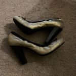 DKNY  gold pavlova metallic heels 8 Photo 5
