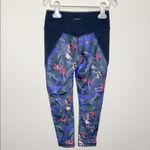 Patagonia centered crop leggings in abstract jungle print size XS Photo 49