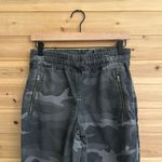 Tna Aritzia Size XSmall Dark Camo Camouflage Print Jogger Pants Gray Photo 1