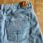 American Eagle  Mom Short Distressed Ripped High Rise Denim Shorts Size 2 Photo 6