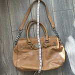 Michael Kors XL Hamilton Crossbody satchel Handbag tan pebble Leather chain Photo 11