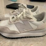 New Balance 237 white gray matter size 6 new Photo 1
