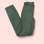 Old Navy Olive Green workout leggings/ yoga pants Photo 3