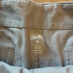 Mountain Hardwear  Women’s Gray Cargo Hiking Short Outdoors Size 10 Photo 2