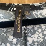 Susan Lawrence  print tank top 2X
Flattering black trim and black top rhinestone Photo 1