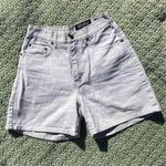 Eddie Bauer  loose fit denim high waisted shorts
Women’s petite size 6 Photo 0