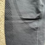 Zyia  Active Perforated Performance Legging Women's Size Medium Gray Breathable Photo 3