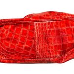 Giudit Rouge Red Crocodile Photo 3