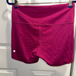 Lululemon  Wunder Train High-Rise Shorts 6" Magenta Photo 2