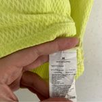 Saucony 🦋  Neon Yellow Green Lighweight Hooded Long Sleeve Athletic Top Medium Photo 5