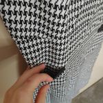 Liz Claiborne  Size 4 Houndstooth Black White Dress Sleeveless Pockets Profession Photo 2
