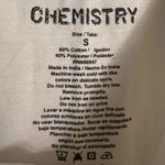 Chemistry Be kind frog tee Photo 2