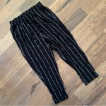 Pretty Little Thing  Black White Striped Elastic Waist Pants Size 8 Photo 4