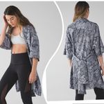 Lululemon  Wanderlust Yoga Haven Kimono RARE Special Edition Dottie Tribe Size 10 Photo 1