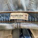Abercrombie & Fitch  High Rise Mom Shorts 26 / 2 Distressed Denim Cutoff Light Wa Photo 2