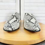 Vince Camuto  Jendaya2 Snake Animal‎ Print Slip On Loafer Ivory Black Size 9.5 Photo 5