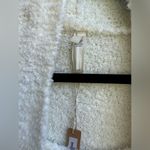 SKIMS  3 piece fuzzy lounge set Photo 3