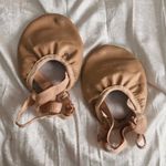 Dance Shoes 🩰 Tan Size 4 Photo 0