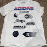 Adidas Graphic T-shirt Photo 0