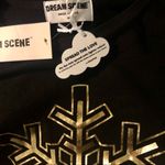 Wildfox sweatshirt
π¦π gold foil snowflake baggy beach jumper Photo 3