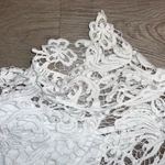 Rafaella  Women’s White Crochet Lace Cap Sleeve Overlay & Cami Size Medium NWT Photo 4