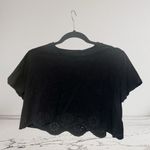 Storia ✨ Crochet Floral Cropped Black Sz Large Top✨ Photo 2