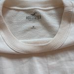 Hollister elastic bottom cropped sweatshirt- size medium Photo 4