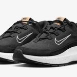 Nike  Womens Crater Remixa Shoes Size 6 Photo 1