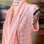 Almost Famous Women's Small Knit Lace Handkerchief Vest • Pale Pink Open Front Photo 1