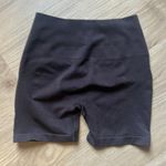 Alphalete  Shorts Amplify Scrunch Photo 1