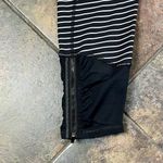 Lululemon Runday Crop Ankle Legging Athletic Stripe Pants 8 Photo 3