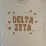 Comfort Colors Delta Zeta  medium white tee-shirt Photo 1