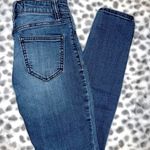 Eunina  Skinny Jeans Photo 2