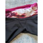 Lululemon  Black Berry Rumble Pace Rival Crop Athletic Leggings Size 8 Photo 2