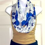 Reversible Blue and White Floral Infinity Scarf Photo 2