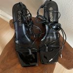 Boohoo NEW  Black Strappy Heeled Sandals Size 8 Photo 1