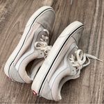 Vans UNISEX  GRAY /OFF WHITE SUEDEN LACE UP SNEAKER SHOES WOMENS :7 MENS:5.5 Photo 4