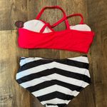 Avidlove Red and Black Bikini with Bold Contrast and Modern Style Photo 7