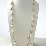Free People  Maui Shell Necklace Bohemian Beach Neutral Natural Resort Vaca NWT Photo 0