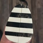 Black and white stripe Women’s hard sided hand clutch Photo 8