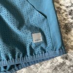 Vuori  Stonesteps Windbreaker Jacket Photo 2
