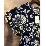 Avara Ces femme Top Blouse New Size Small Navy Floral Short Sleeves Rayon Blue Photo 4