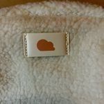 Ariana Grande NWT  Cosmetic Bag Photo 3