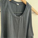Lululemon Conduit Singlet Tank Back Split Black Neutral 6 Photo 3