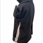 Reebok  Full Zip Grey Fleece Size Medium Hooded Sweatshirt Front Pockets. Photo 3