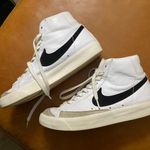 Nike Blazer Mid 77 Photo 1