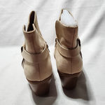 A New Day ankle boots size 9.5 white unknown brand Photo 5