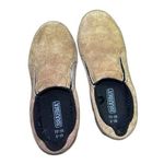 Brahma Unisex Slip Photo 0