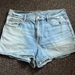 American Eagle Stretch Denim 90s Boyfriend Short Photo 1